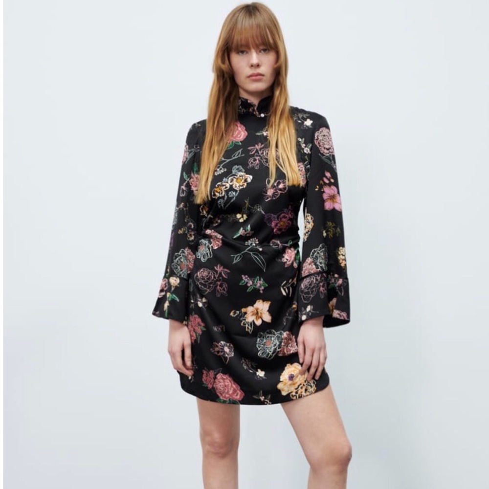 NWT ZARA PRINTED dress